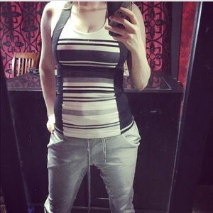 Adorable lululemon top! S/XS racerback athletic